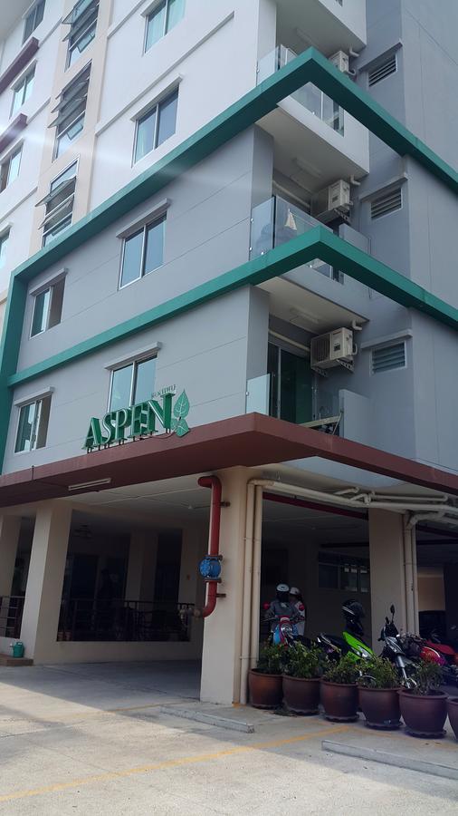 Aspen Residence Chonburi Bagian luar foto